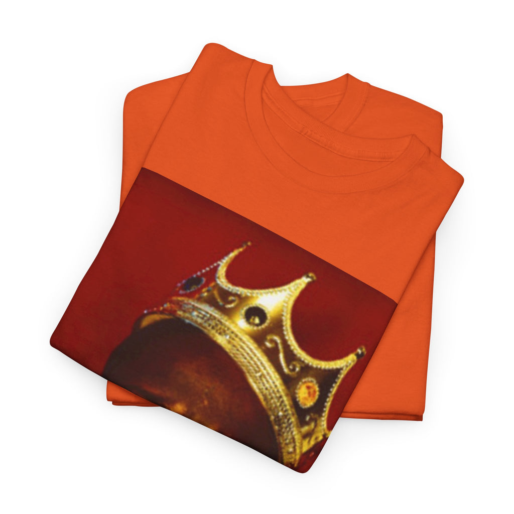 Vintage Crown Portrait Tee — Retro Hip-Hop Photo Graphic T-Shirt