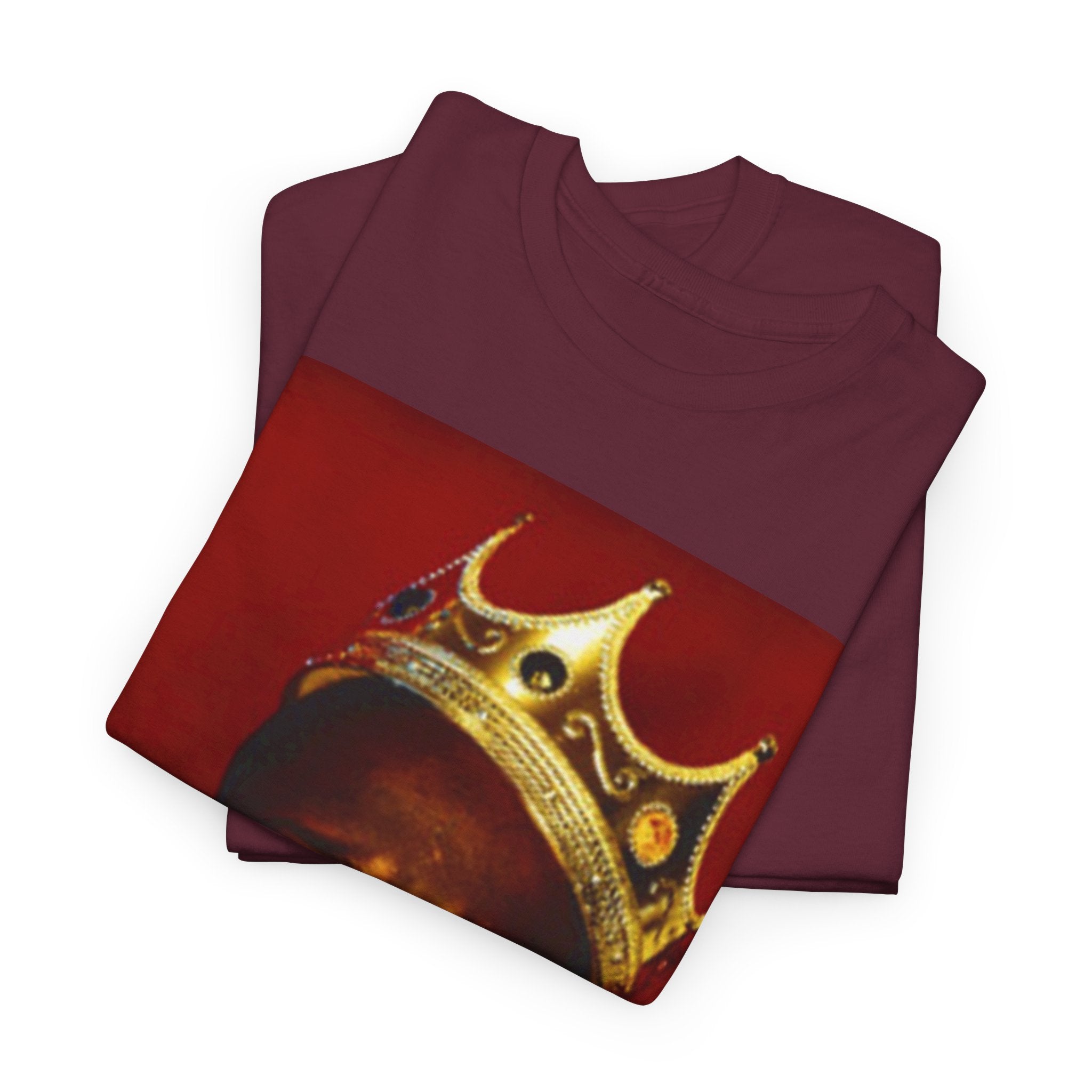 Vintage Crown Portrait Tee — Retro Hip-Hop Photo Graphic T-Shirt