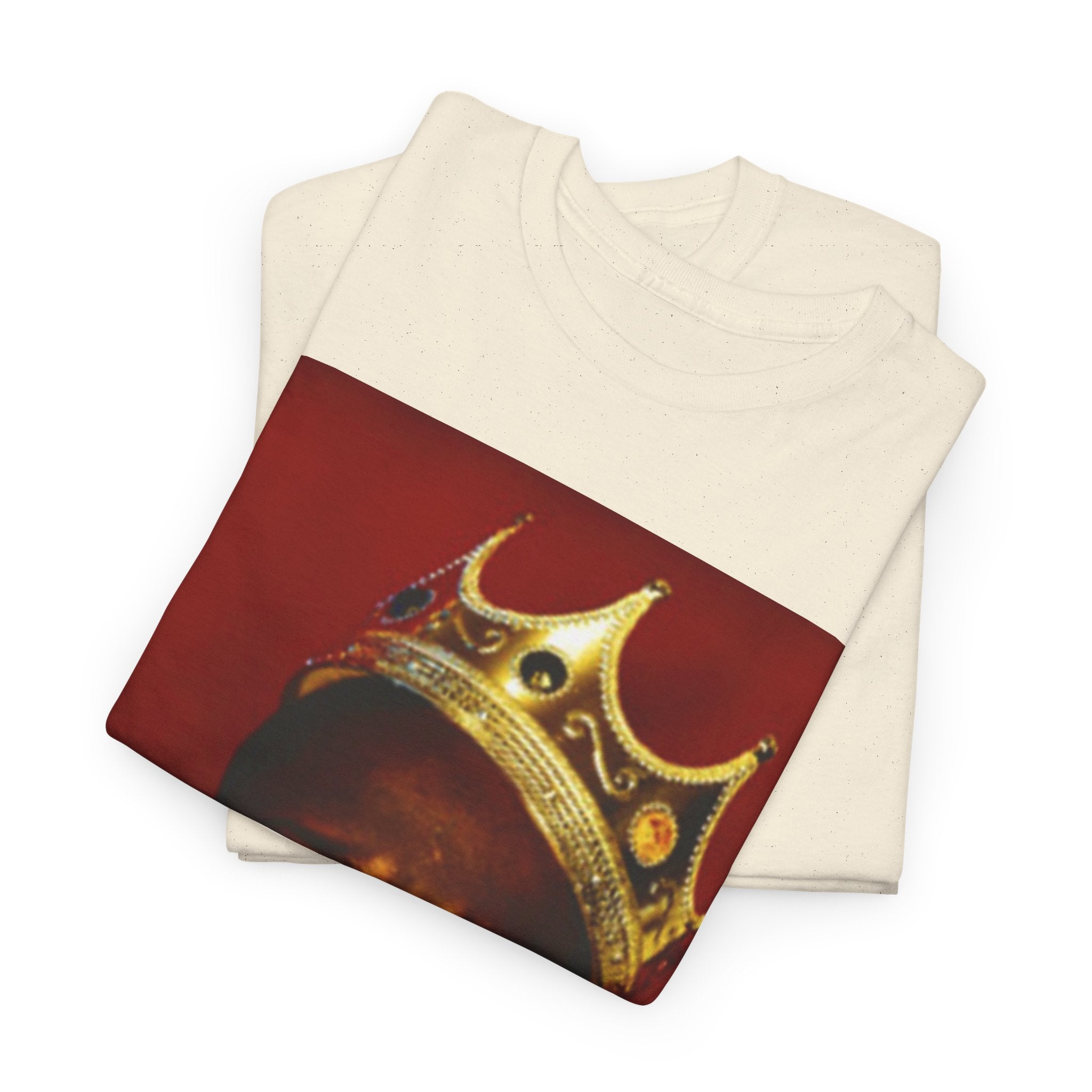 Vintage Crown Portrait Tee — Retro Hip-Hop Photo Graphic T-Shirt